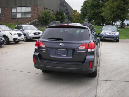 2012 Subaru Outback 2.5i Limited