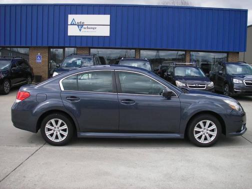 2014 Subaru Legacy 2.5i