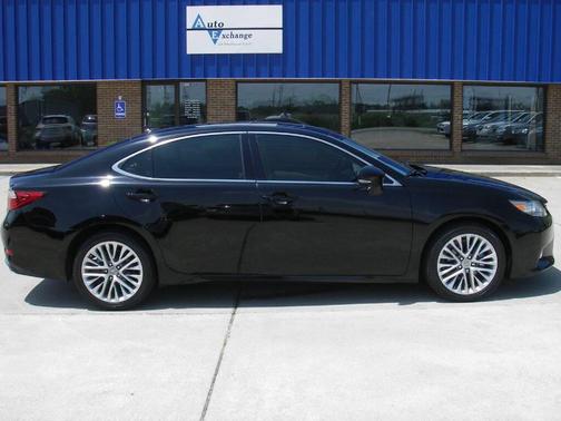 Black 2013 Lexus ES 350 Base