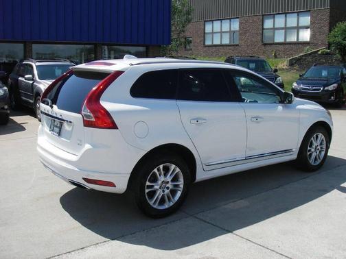 2015 Volvo XC60 T5 Premier