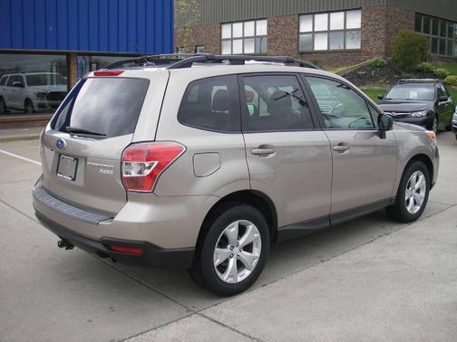 Burnished Bronze Metallic 2015 Subaru Forester 2.5i Premium