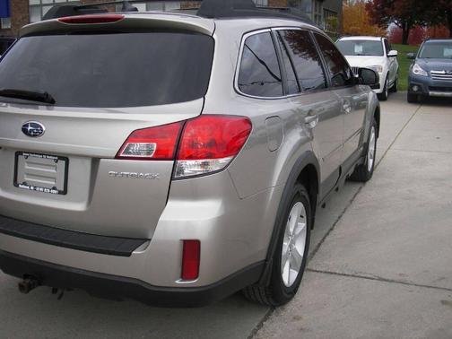 2014 Subaru Outback 2.5i Premium