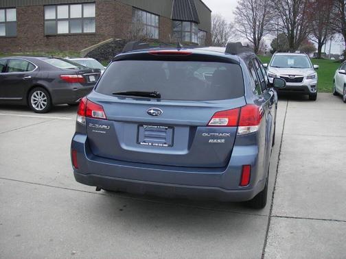 Twilight Blue Metallic 2014 Subaru Outback 2.5i Limited