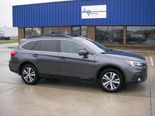 Magnetite Gray Metallic 2018 Subaru Outback 2.5i Limited