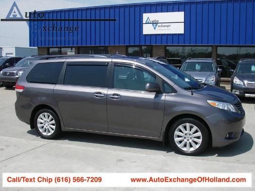 2013 Toyota Sienna XLE
