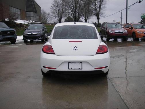 2017 Volkswagen Beetle 1.8T Fleet