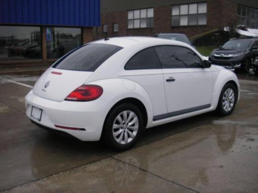 2017 Volkswagen Beetle 1.8T Fleet