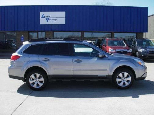 2011 Subaru Outback 2.5i Limited