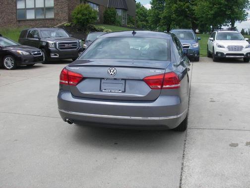 2015 Volkswagen Passat 2.0L TDI DSG SEL Premium