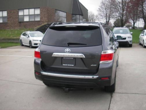 Gray 2012 Toyota Highlander Limited