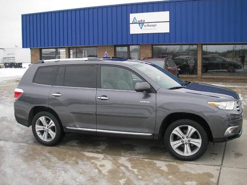 Gray 2012 Toyota Highlander Limited