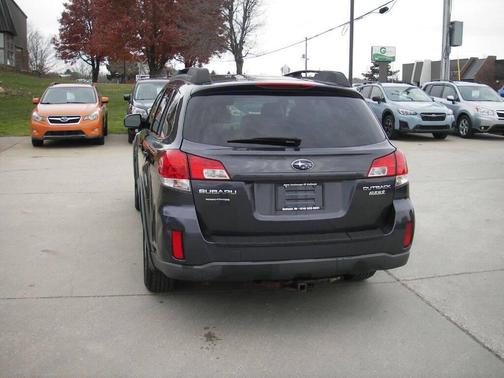 2010 Subaru Outback 2.5i Limited