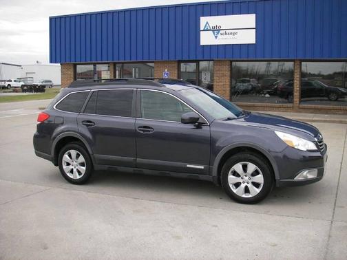 2010 Subaru Outback 2.5i Limited