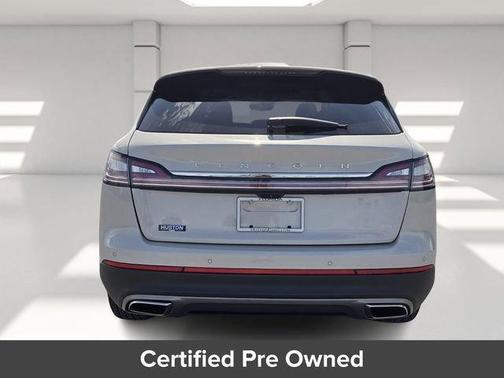 Pearl Metallic 2022 Lincoln Nautilus Reserve