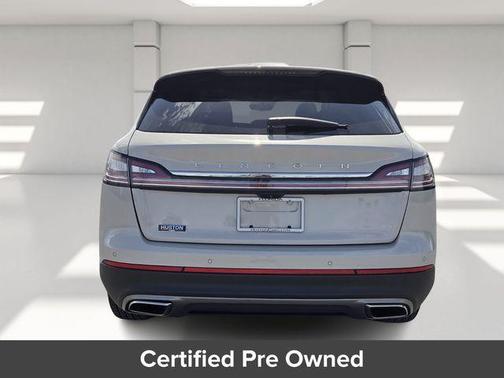 Pearl Metallic 2022 Lincoln Nautilus Reserve
