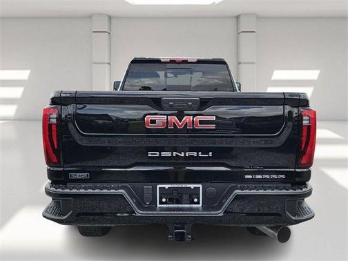 2025 GMC Sierra 3500 Denali