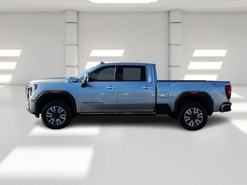 2024 GMC Sierra 2500 Denali