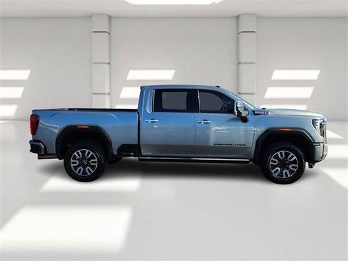 2024 GMC Sierra 2500 Denali