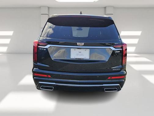 2021 Cadillac XT6 Premium Luxury FWD