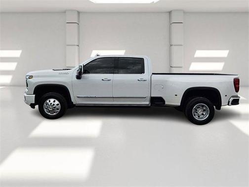 2025 Chevrolet Silverado 3500 High Country