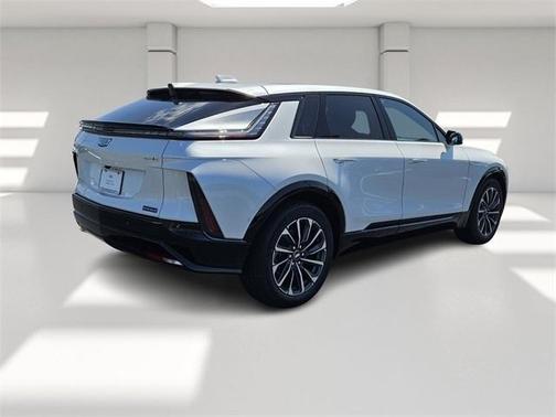 2025 Cadillac LYRIQ Sport