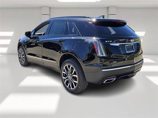 2025 Cadillac XT5 Sport