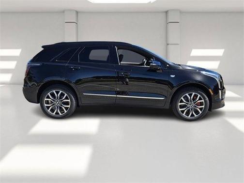 2025 Cadillac XT5 Sport