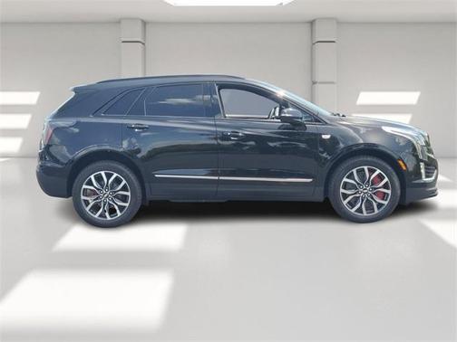 2025 Cadillac XT5 Sport