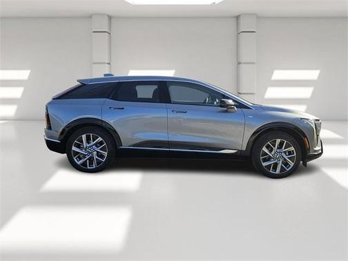 2026 Cadillac OPTIQ Luxury