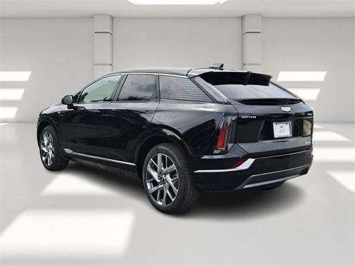 2025 Cadillac OPTIQ Luxury