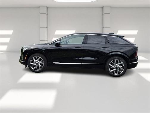 2025 Cadillac OPTIQ Luxury