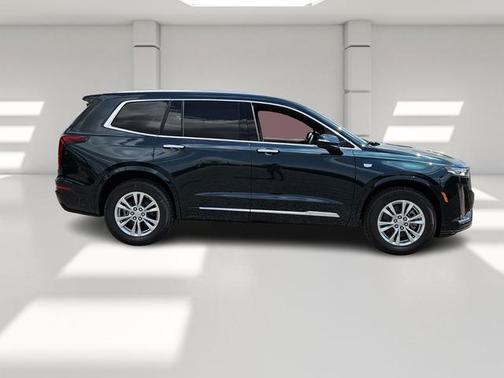 2025 Cadillac XT6 Luxury AWD