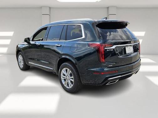 2025 Cadillac XT6 Luxury AWD