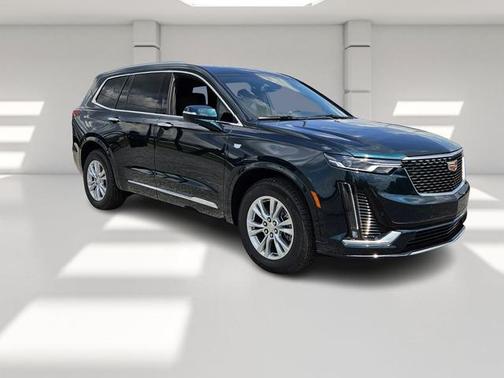 2025 Cadillac XT6 Luxury AWD