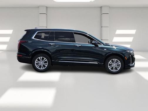 2025 Cadillac XT6 Luxury AWD