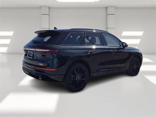 2025 Lincoln Corsair Reserve