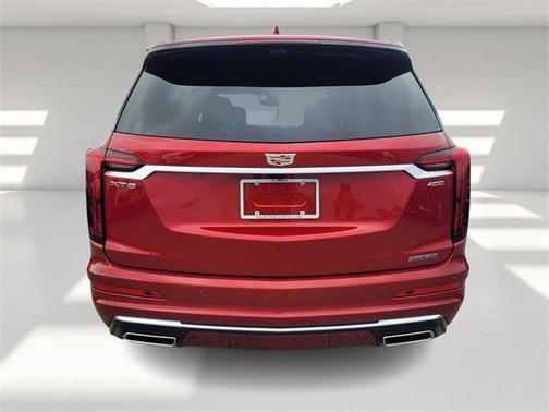 2025 Cadillac XT6 Premium Luxury FWD