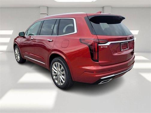 2025 Cadillac XT6 Premium Luxury FWD