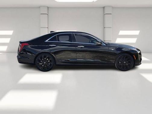 2023 Cadillac CT4 Premium Luxury