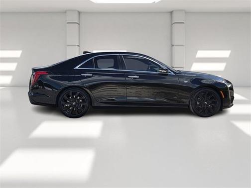 2023 Cadillac CT4 Premium Luxury