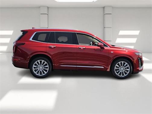 2025 Cadillac XT6 Premium Luxury FWD