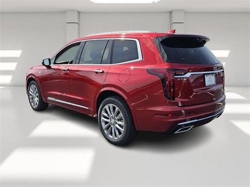 2025 Cadillac XT6 Premium Luxury FWD