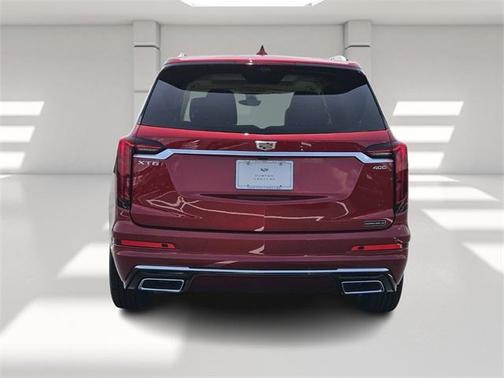 2025 Cadillac XT6 Premium Luxury FWD