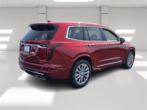 2025 Cadillac XT6 Premium Luxury FWD