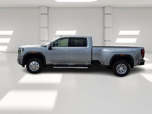 2025 GMC Sierra 3500 Denali