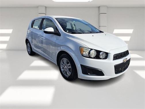 2016 Chevrolet Sonic LT