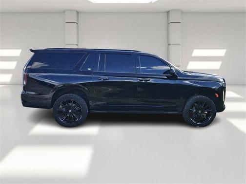 2022 Cadillac Escalade ESV Sport