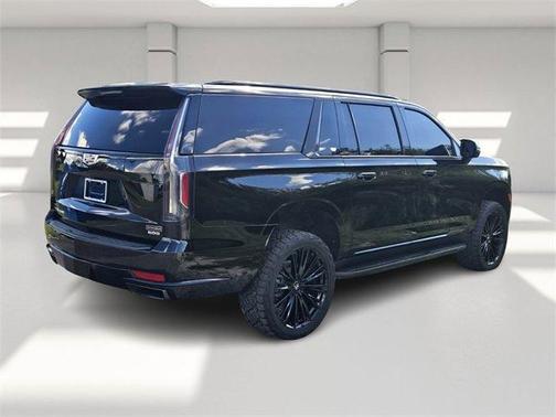 2022 Cadillac Escalade ESV Sport