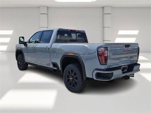 2025 GMC Sierra 2500 AT4