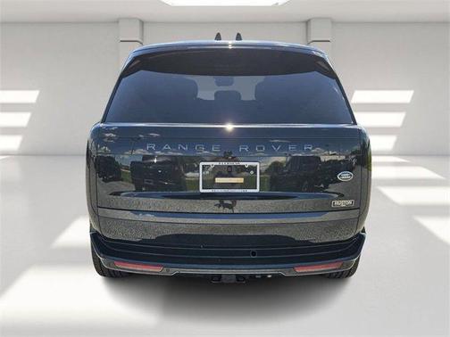 2023 Land Rover Range Rover P530 SE